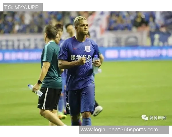 英超深度对话周军探讨足球人生与职业生涯的精彩瞬间