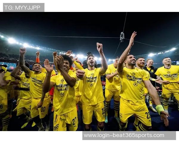 武汉足球队在欧冠足球团队协作排行榜中荣获第六名展现出强大实力与团队精神 武汉足球队在欧冠足球团队协作排行榜中荣获第六名展现出强大实力与团队精神